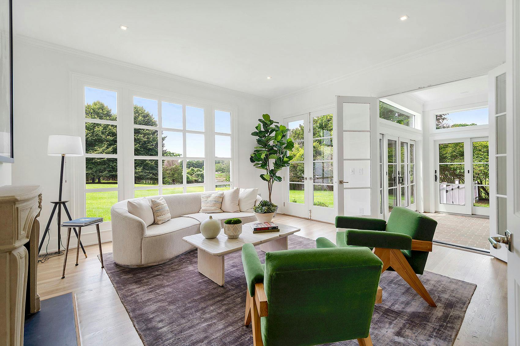 Meridith-Baer-Home-Home-Staging-New-York-Southampton-Taylor-Creek-Transitional